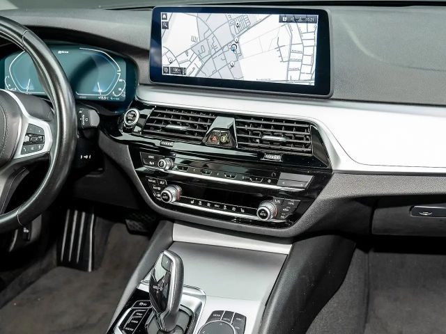 BMW 530 530e Touring