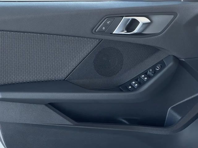 BMW 118 118i 5-deurs Advantage pakket Sedan