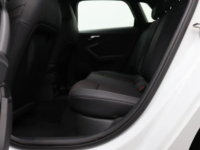 Audi A3 30 TDI S-Line Sedan