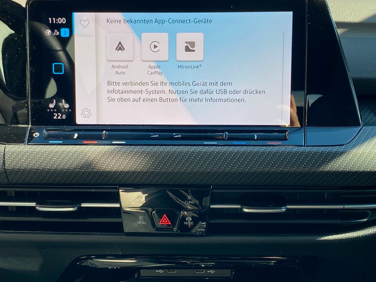 Volkswagen Golf 1.5 eTSI DSG Golf VIII R-Line