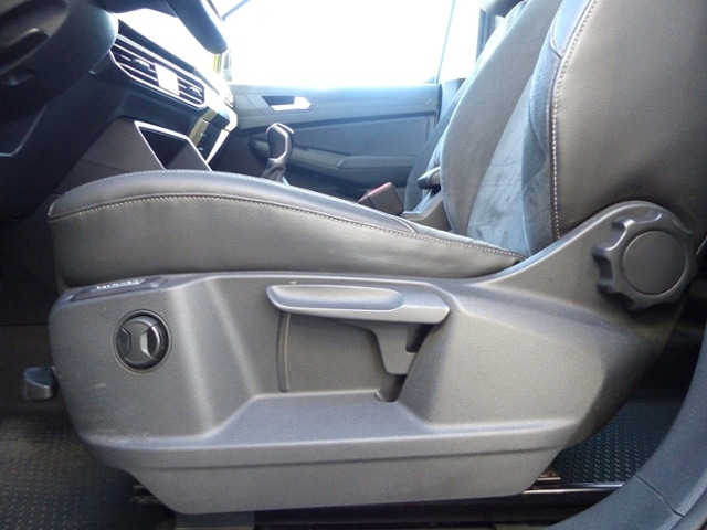 Volkswagen Caddy 2.0 TDI 4Motion Combi Maxi