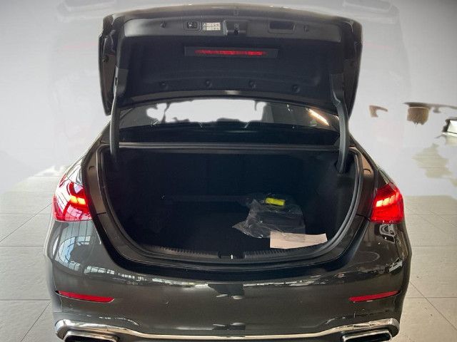 Mercedes-Benz C 220 AMG Line C 220 d Sedan