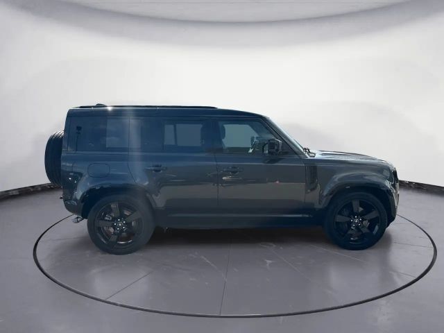 Land Rover Defender 110 Dynamic HSE