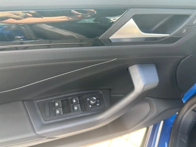 Volkswagen T-Roc Cabriolet DSG R-Line Style