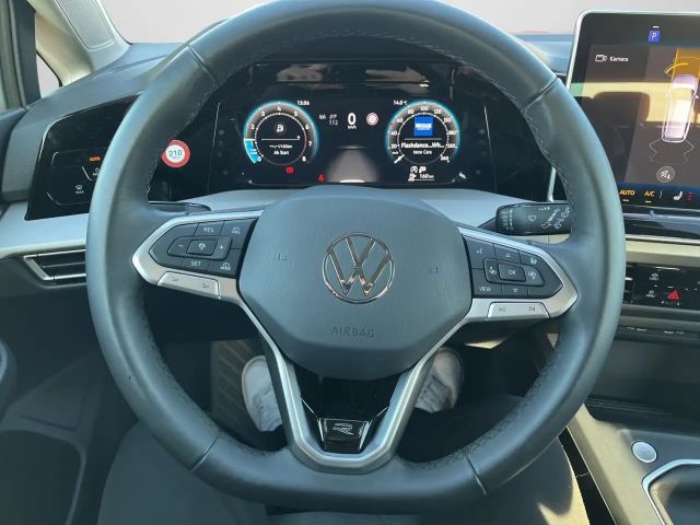 Volkswagen Golf 1.5 TSI Life Variant