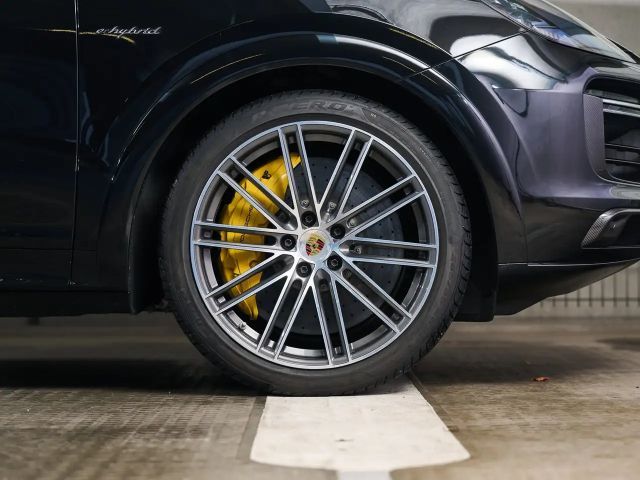 Porsche Cayenne E-Hybrid S Turbo