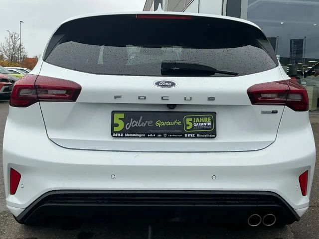 Ford Focus EcoBoost ST Line