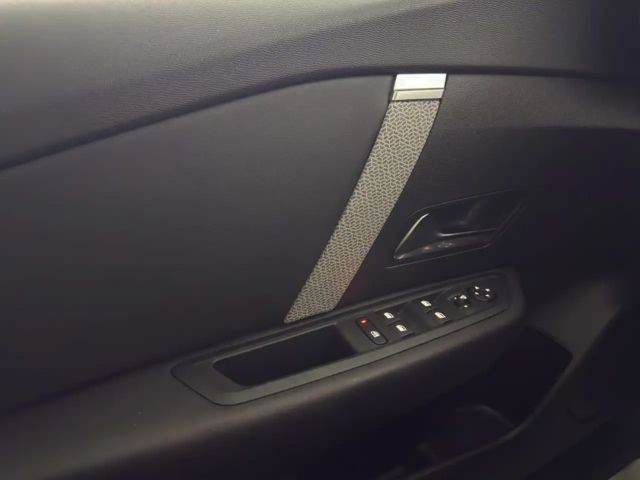 Citroën C4 PureTech Shine