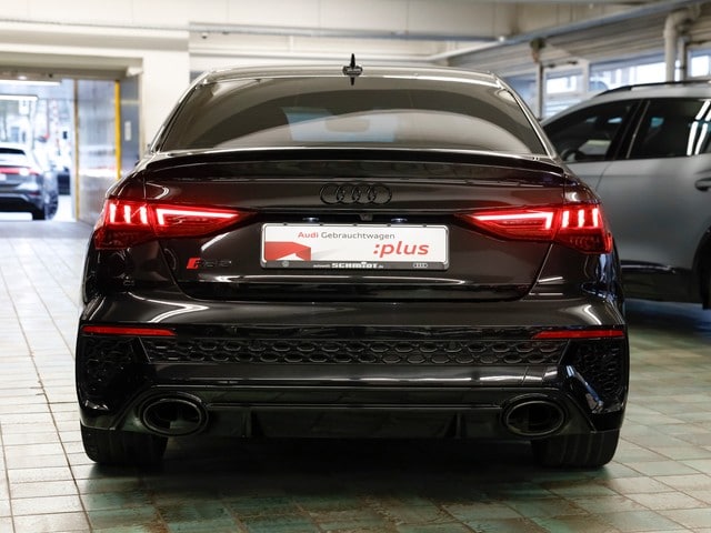 Audi RS3 Quattro S-Tronic Sedan