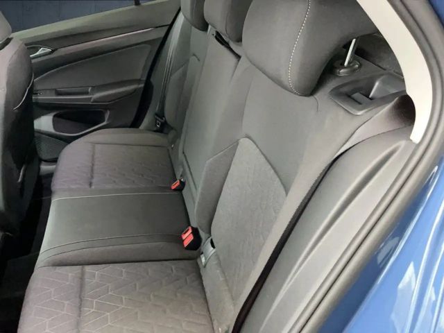 Volkswagen Golf DSG Life