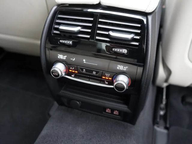 BMW 530 530e M-Sport Sedan