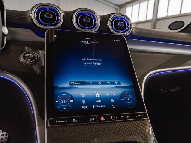 Mercedes-Benz C 200 AMG Line Sedan