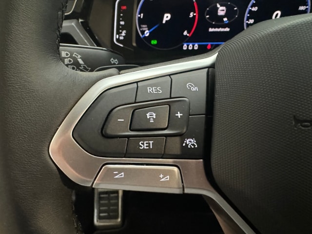 Volkswagen Touran DSG R-Line