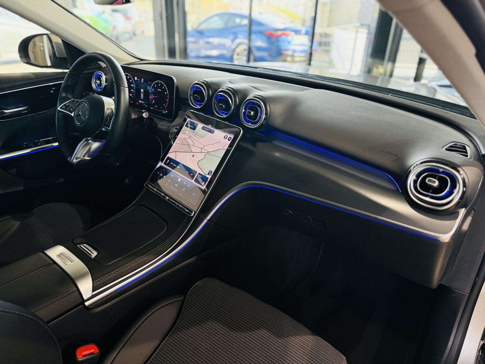 Mercedes-Benz C 200 AVANTGARDE Sedan