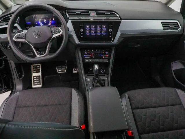 Volkswagen Touran 1.5 TSI DSG