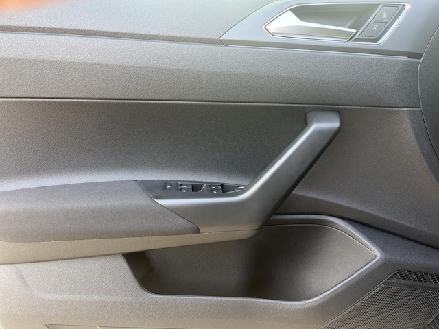 Volkswagen Taigo 1.0 TSI R-Line