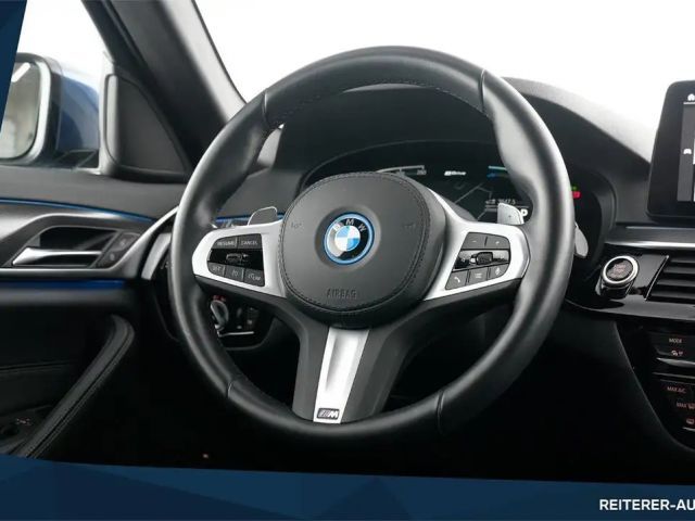 BMW 530 530e M-Sport Sedan xDrive