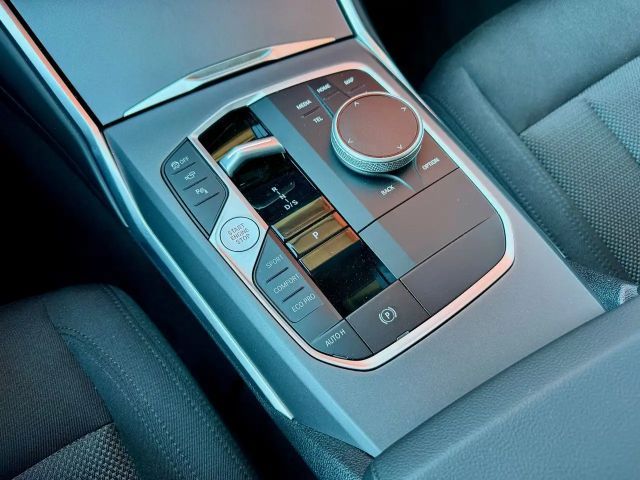 BMW 320 320d Touring xDrive