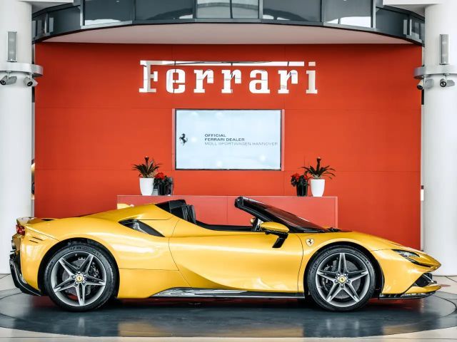 Ferrari SF90 Spider
