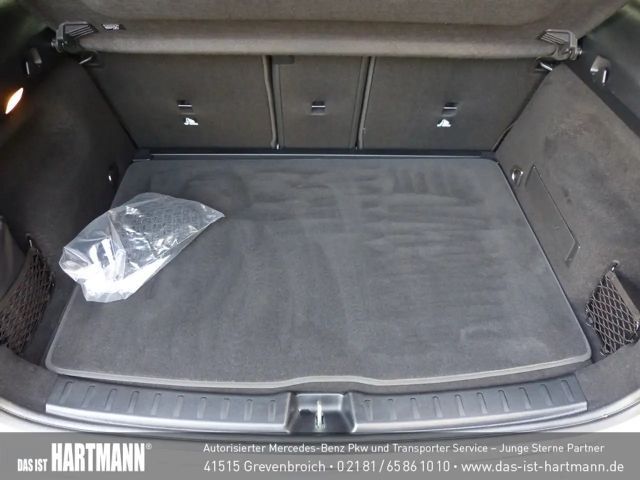 Mercedes-Benz GLA 180 AMG Line