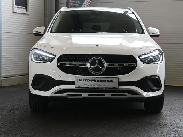 Mercedes-Benz GLA 250 GLA 250 e