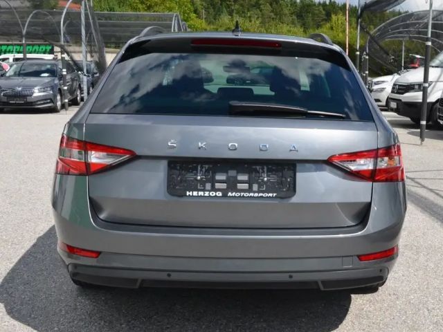 Skoda Superb Superb Kombi 2,0 TDI DSG LED VIRTUAL 1.Besitz