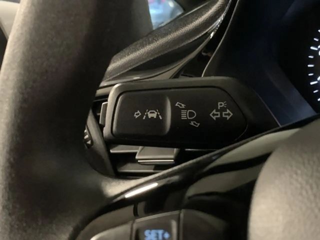 Ford Fiesta 1.1 SPURHALTE+KLIMA+DAB+ALLWETTER+PDC