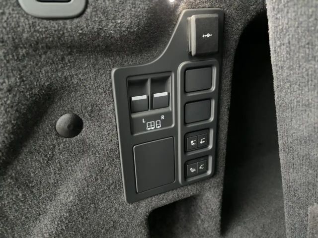 Land Rover Discovery 3.0 D250 Dynamic SE