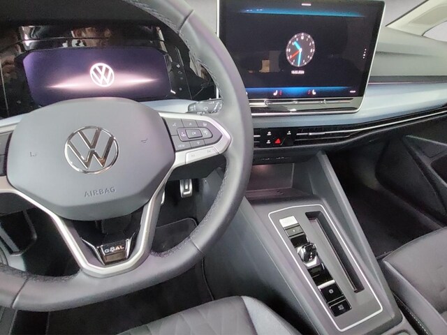 Volkswagen Golf 1.5 eTSI DSG Golf VIII