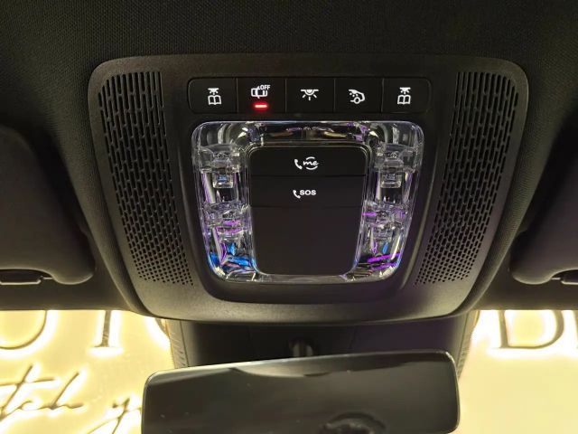 Mercedes-Benz CLA 220 AMG Line CLA 220 d Sedan