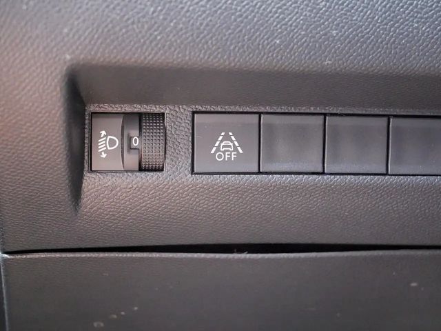 Peugeot E-2008 Allure Pack