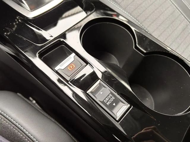 Peugeot E-2008 Allure Pack