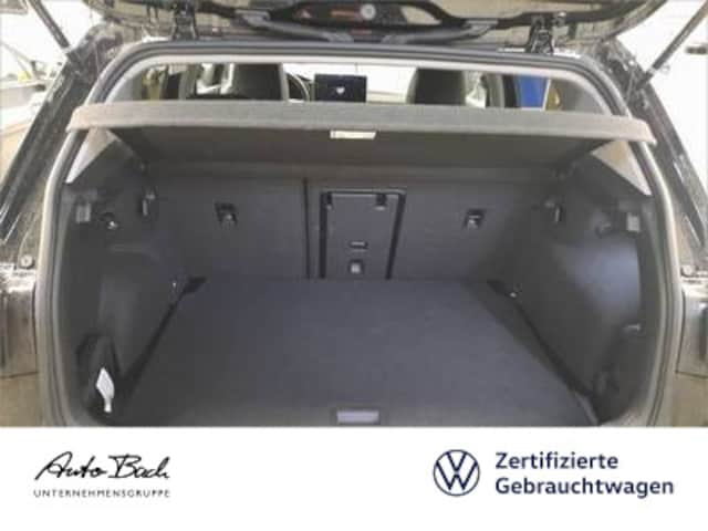 Volkswagen Golf 1.5 eTSI DSG Golf VIII