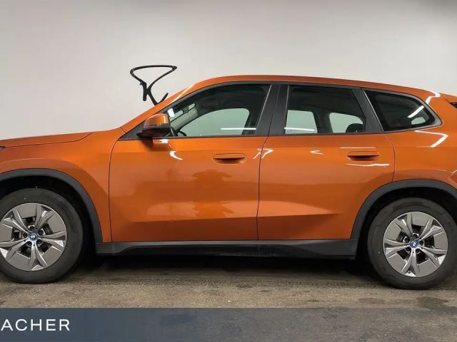 BMW X1 IX1 A XDRIVE30 AHK PDC DAB LED 17"LM