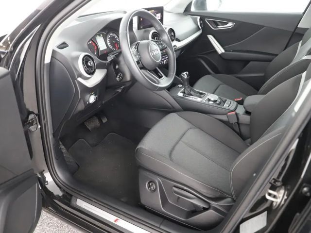 Audi Q2 35 TFSI S-Line