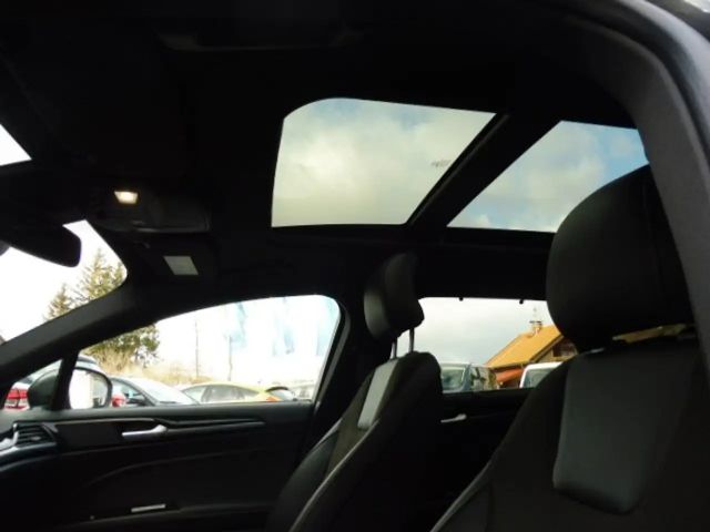 Ford Mondeo ST Line Wagon