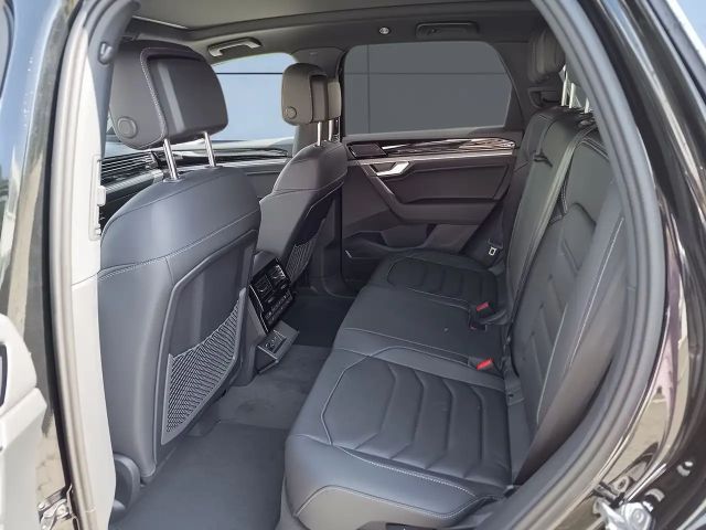 Volkswagen Touareg 4Motion R-Line