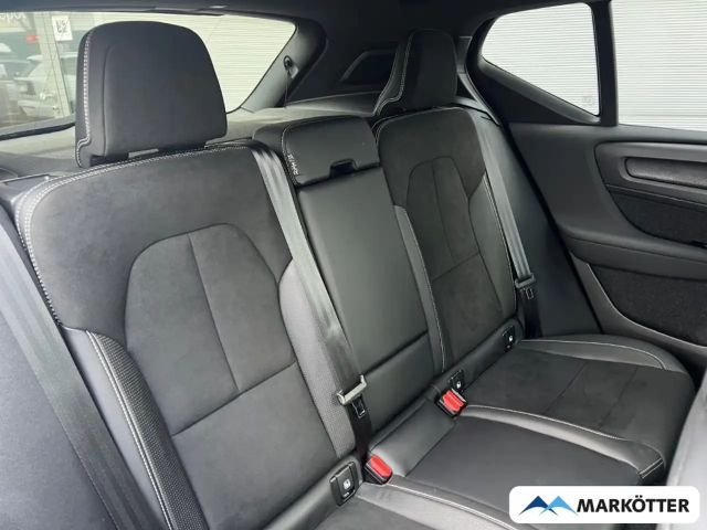 Volvo XC40 AWD R-Design Recharge