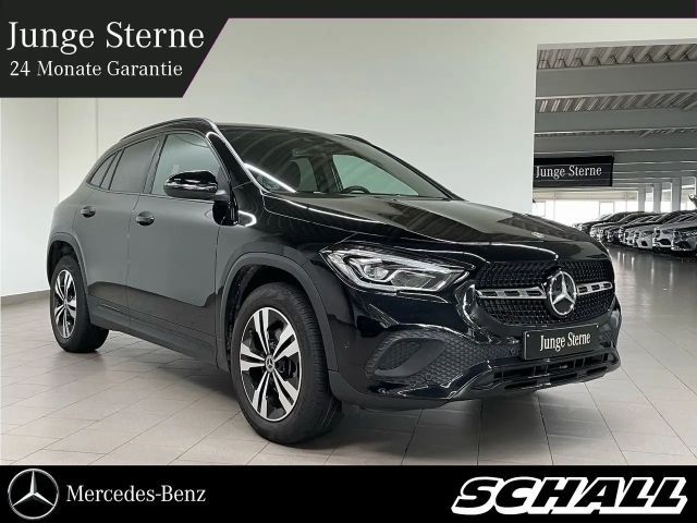 Mercedes-Benz GLA 180 Progressive