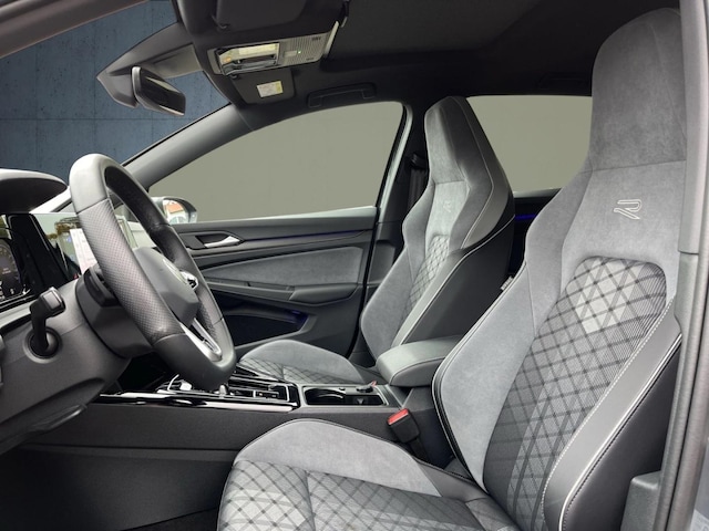 Volkswagen Golf 1.5 TSI DSG Golf VIII R-Line