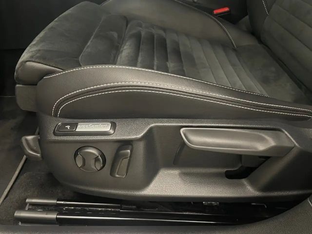 Volkswagen Passat GTE Variant