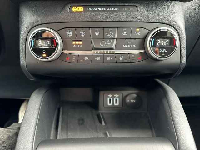 Ford Kuga Plug in Hybrid Titanium