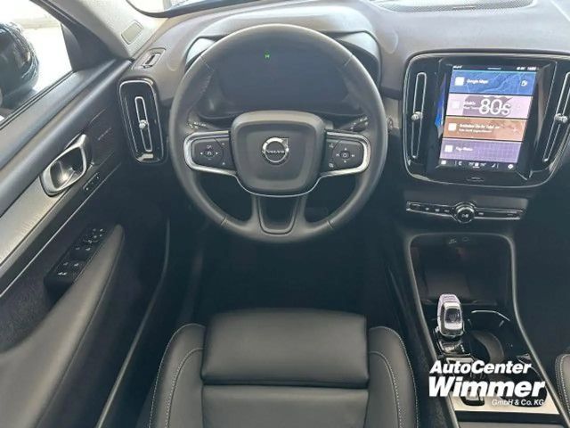 Volvo XC40 Business Dark Plus