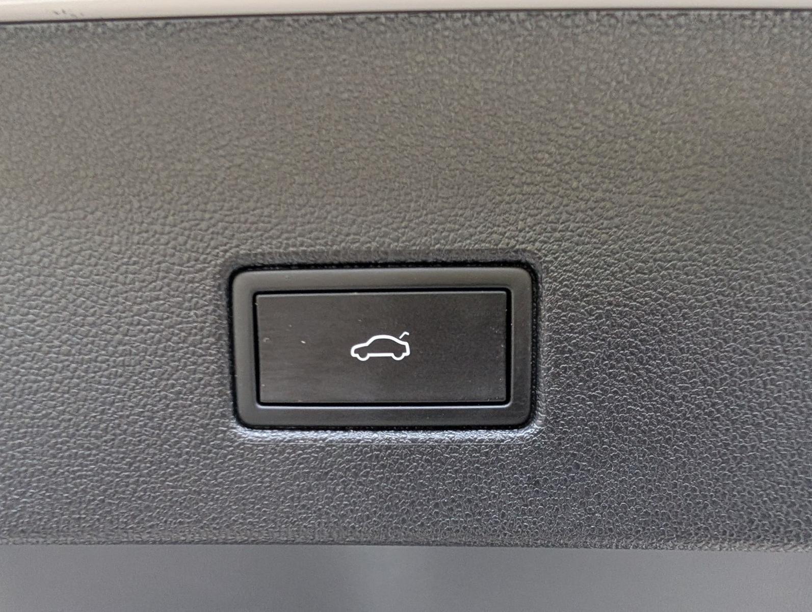 Volkswagen T-Roc 1.5 TSI DSG IQ.Drive R-Line