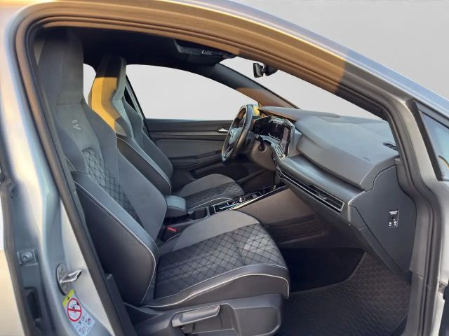 Volkswagen Golf 2.0 TDI DSG R-Line Variant