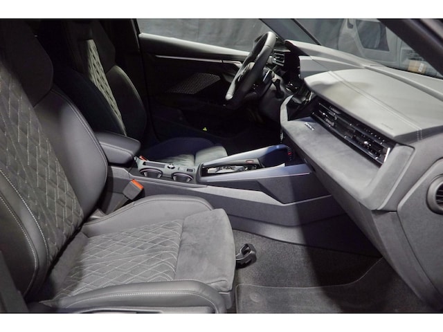 Audi S3 Quattro S-Tronic Sedan