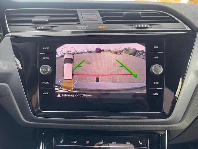 Volkswagen Touran 1.5 TSI DSG R-Line