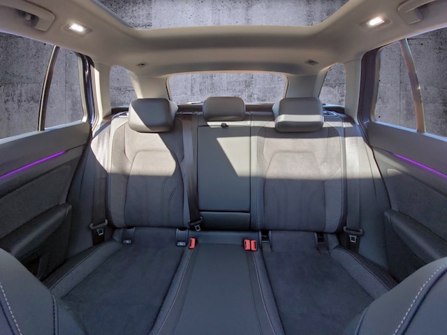 Volkswagen Golf Style Variant