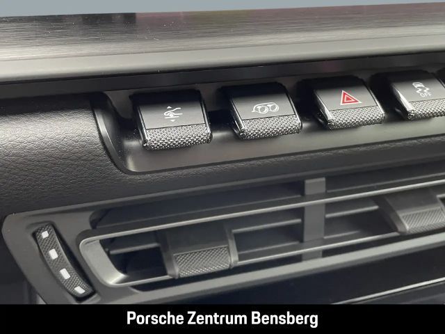 Porsche 992 Cabrio Carrera GTS