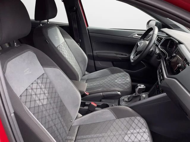 Volkswagen Taigo 1.0 TSI DSG R-Line